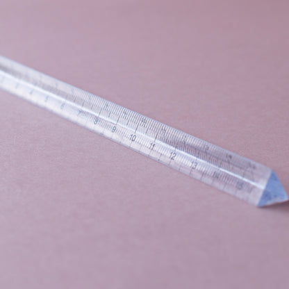 Regla triangular
